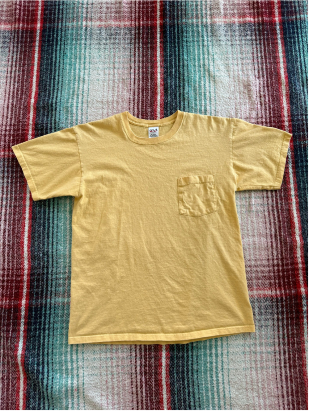 Vintage 90s Anvil Yellow Short Sleeve Pocket Tee L